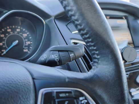 Used 2018 Ford Focus Titanium image 21