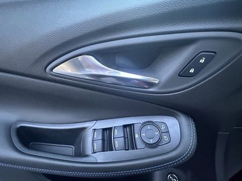 Used 2026 Buick Encore GX Sport Touring w/ Advanced Technology Package image 10