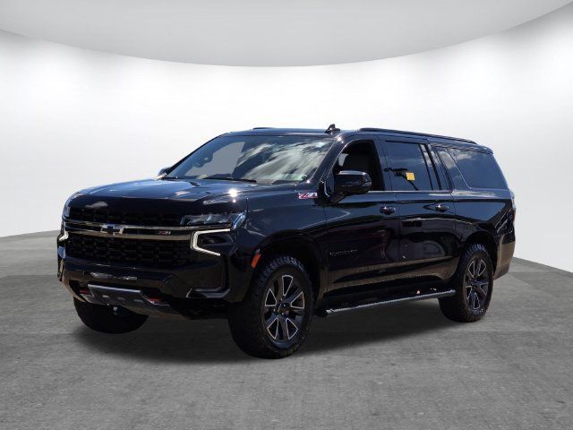 Used 2021 Chevrolet Suburban Z71 w/ Z71 Signature Package AWD/4WD image 7