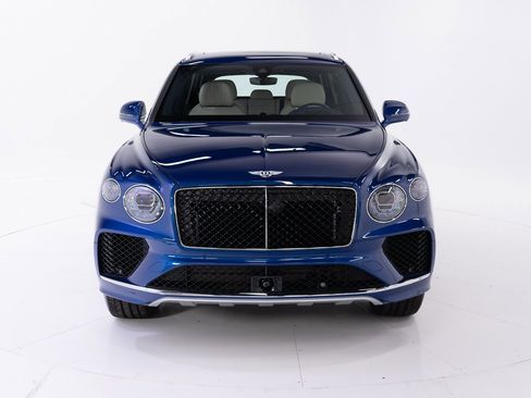 New 2025 Bentley Bentayga Extended Wheelbase image 8