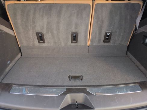 Used 2022 Cadillac Escalade Sport image 36