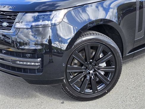 New 2026 Land Rover Range Rover SE image 6