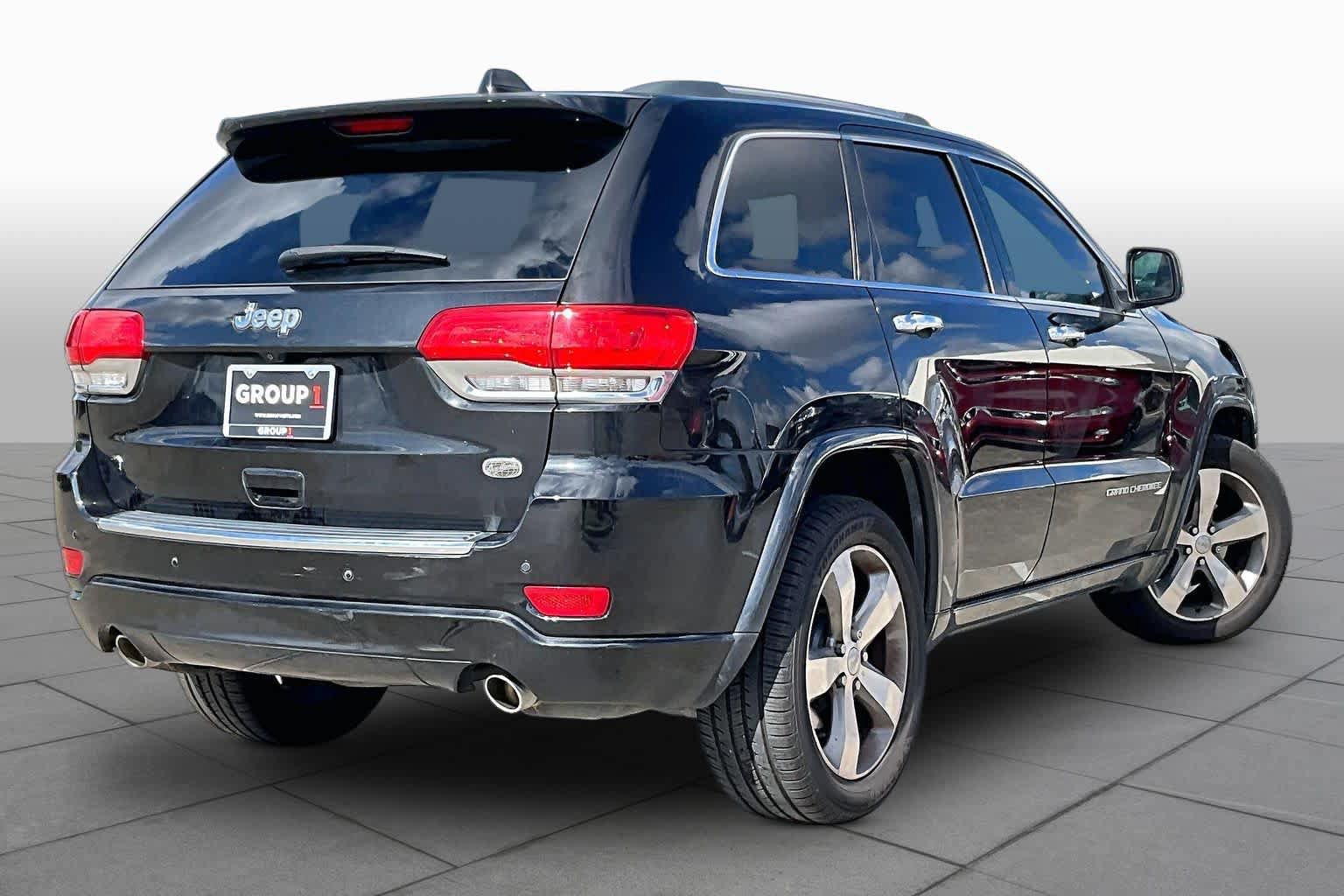 Used 2015 Jeep Grand Cherokee Overland RWD image 11