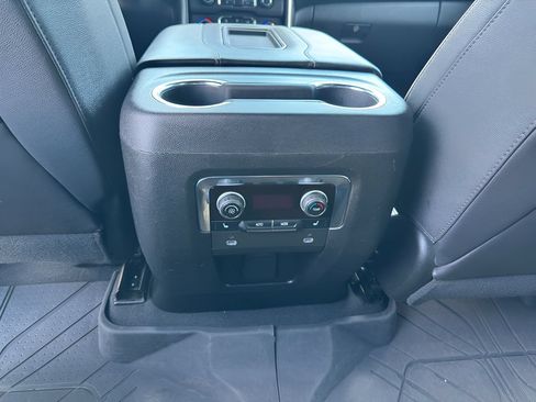 Used 2023 Chevrolet Tahoe Premier w/ Premium Package 2 AWD/4WD image 20