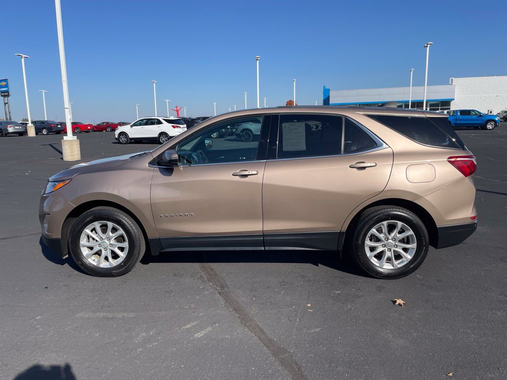 Used 2019 Chevrolet Equinox LT AWD/4WD image 2