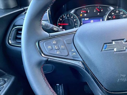 Used 2023 Chevrolet Equinox RS image 24