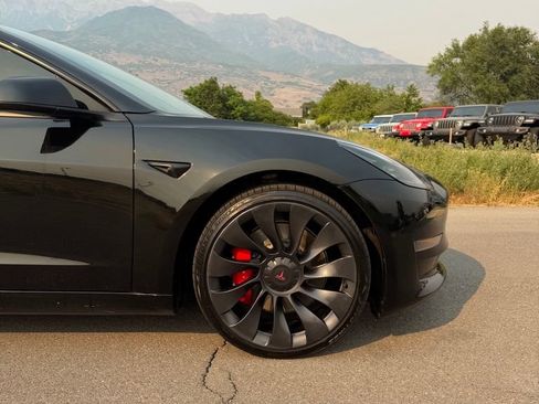 Used 2023 Tesla Model 3 Performance AWD/4WD image 3