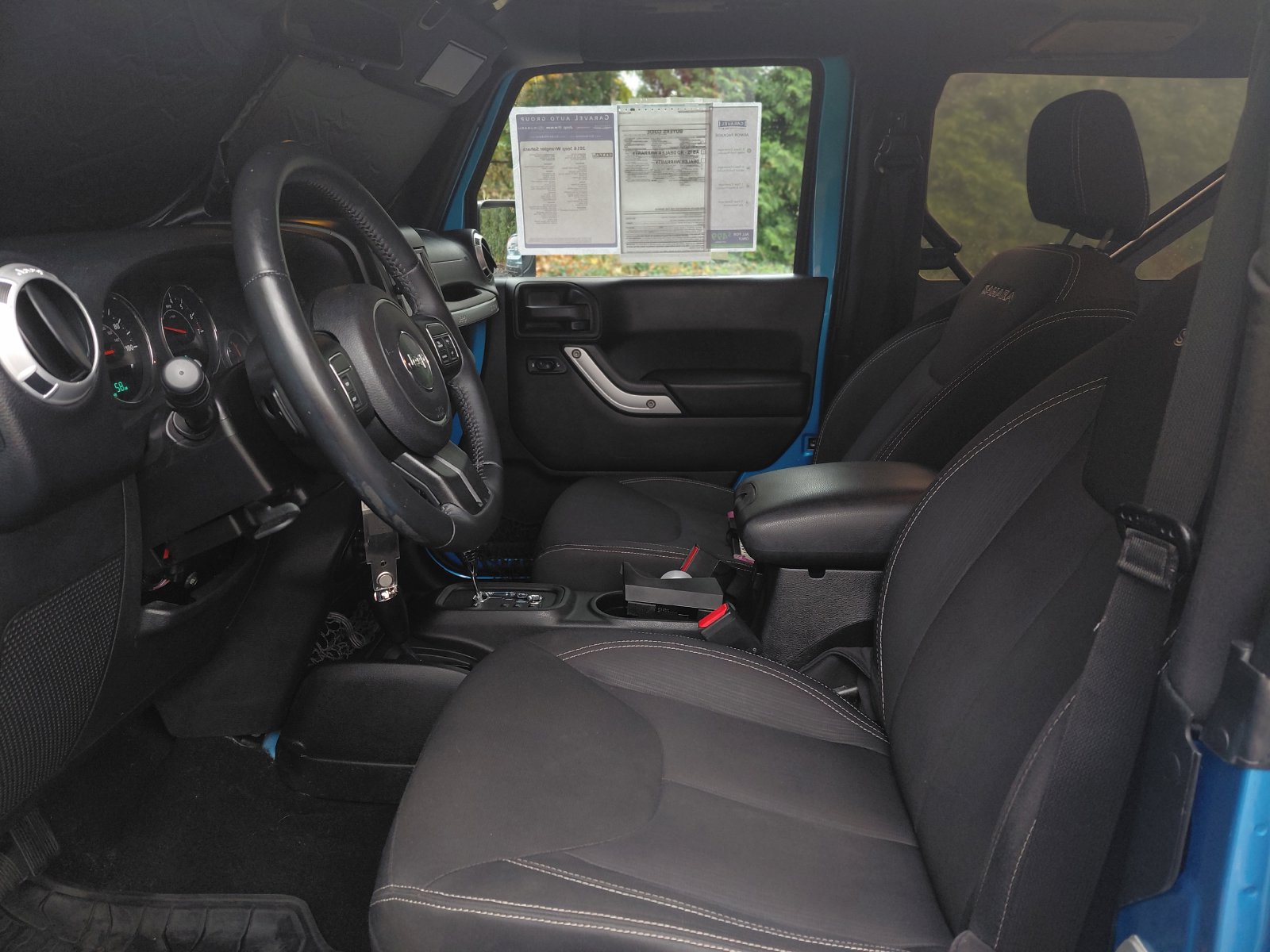 Used 2016 Jeep Wrangler Sahara AWD/4WD image 2