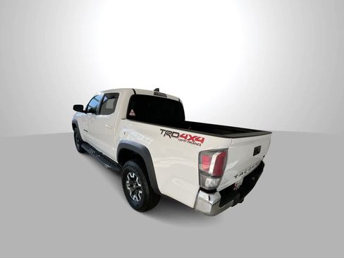 Used 2023 Toyota Tacoma TRD Off-Road w/ Black Out Package (TMS) AWD/4WD image 6
