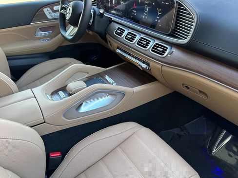 New 2026 Mercedes-Benz GLS 580 GLS 580 image 27