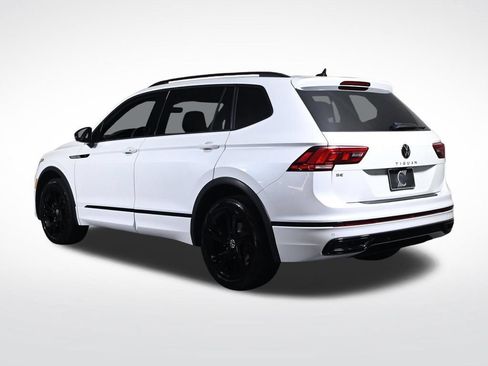 Used 2023 Volkswagen Tiguan SE R-Line FWD image 3
