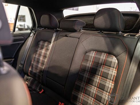 Used 2019 Volkswagen Golf S image 30