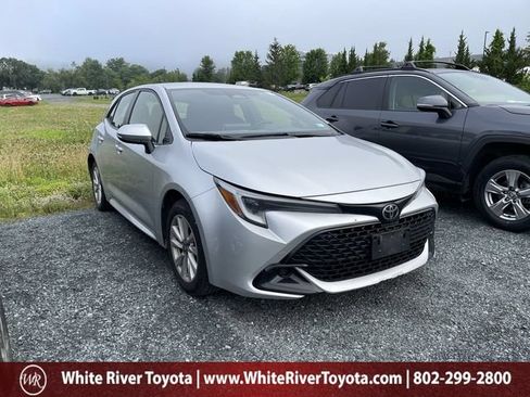 Used 2023 Toyota Corolla SE FWD image 1