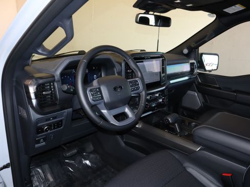 Certified 2025 Ford F150 Lariat w/ FX4 Off-Road Package AWD/4WD image 23