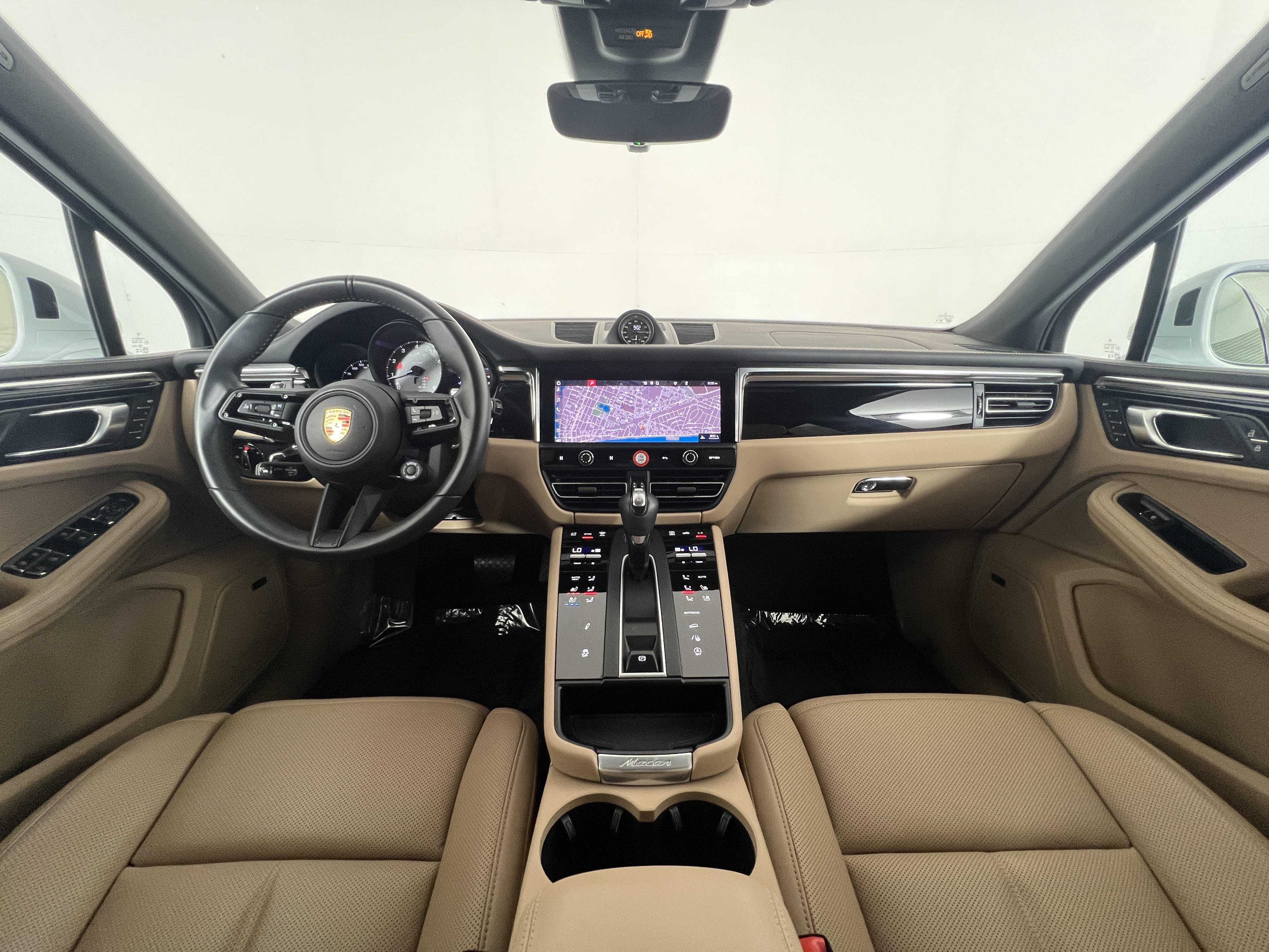 Certified 2026 Porsche Macan S AWD/4WD image 13