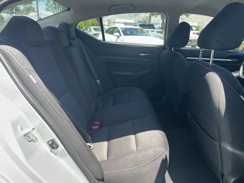 Used 2022 Nissan Altima 2.5 SV FWD image 25