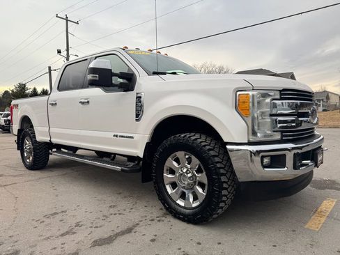 Used 2017 Ford F350 Lariat w/ Lariat Ultimate Package image 3