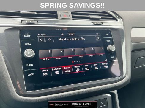 Used 2024 Volkswagen Tiguan SE R-Line image 14