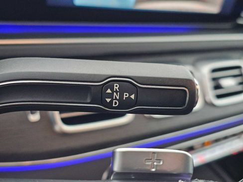 Used 2026 Mercedes-Benz GLS 580 4MATIC image 30