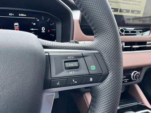 New 2025 Mitsubishi Outlander SEL image 20