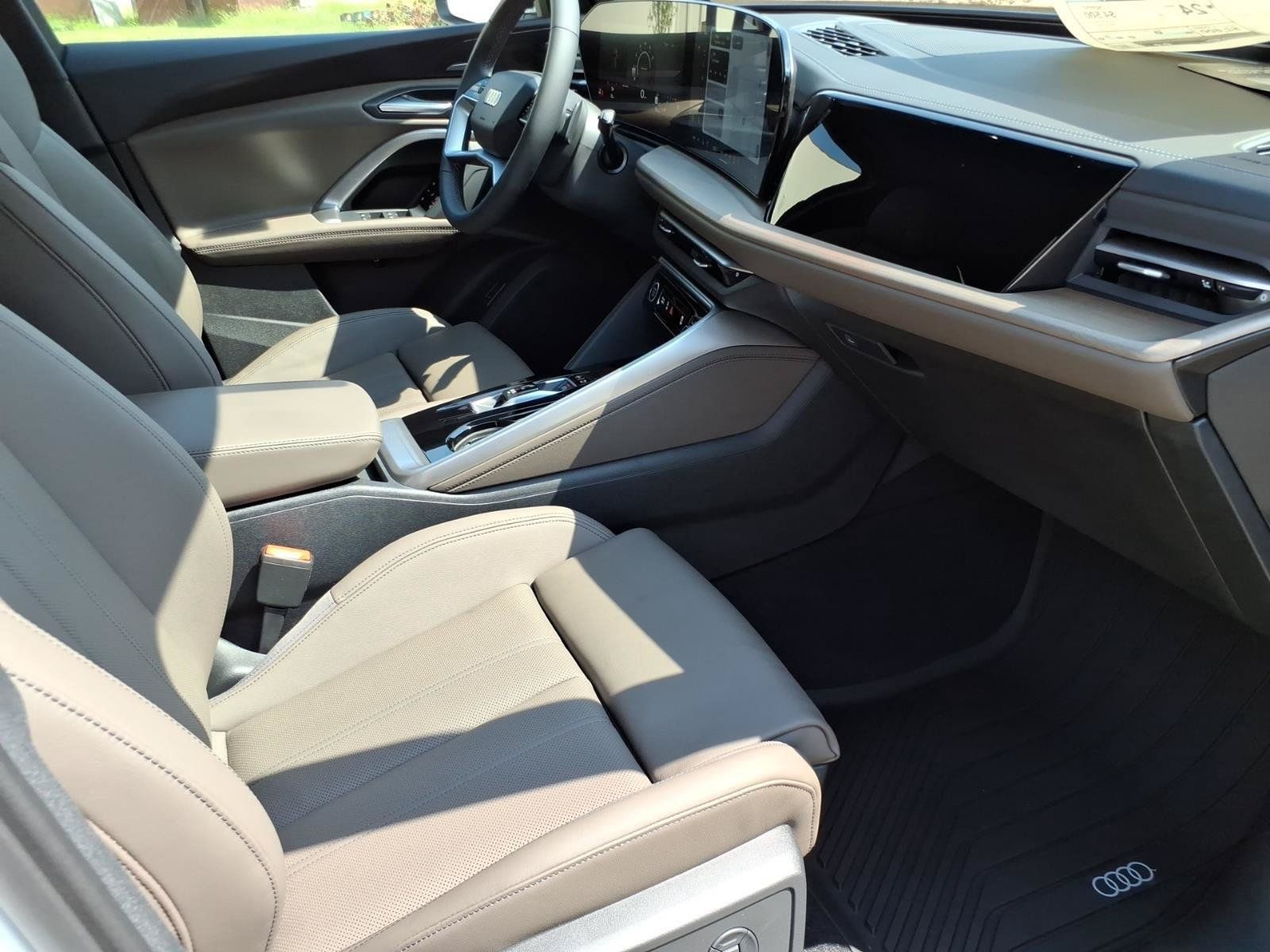 New 2026 Audi Q5 Premium Plus AWD/4WD image 25