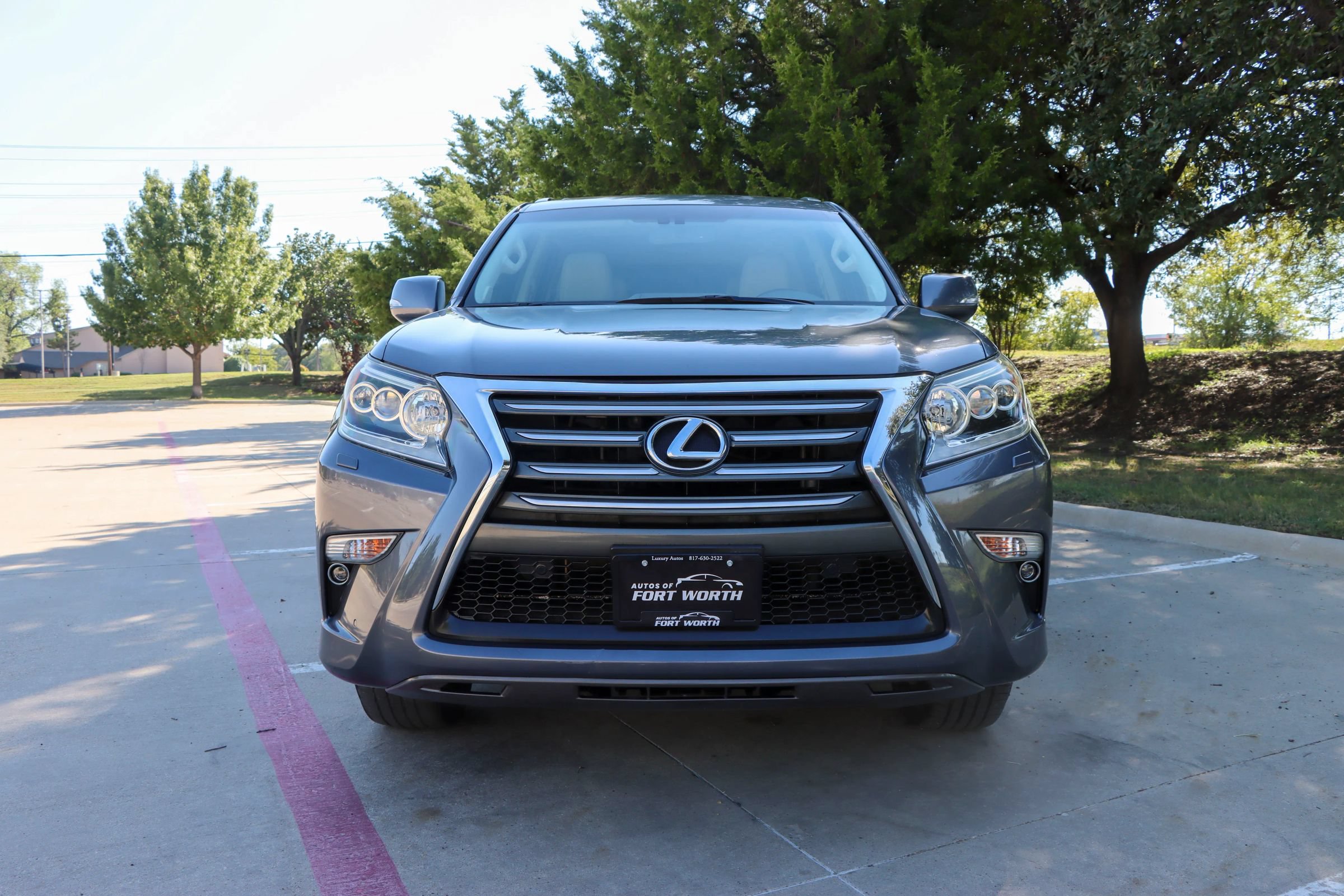 Used 2015 Lexus GX 460 Luxury AWD/4WD image 2