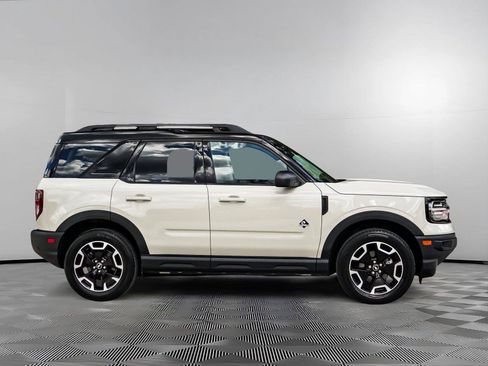 Used 2024 Ford Bronco Sport Outer Banks w/ Tech Package AWD/4WD image 4