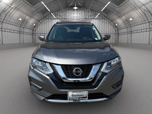 Used 2019 Nissan Rogue SV image 15