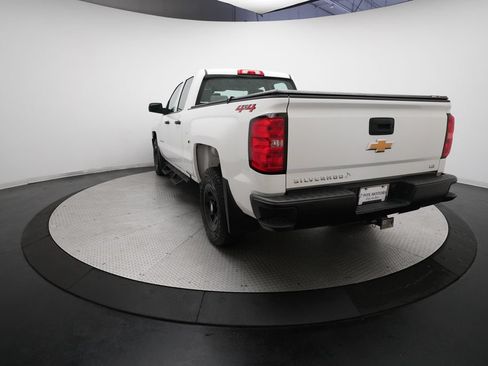Used 2019 Chevrolet Silverado 1500 W/T AWD/4WD image 30