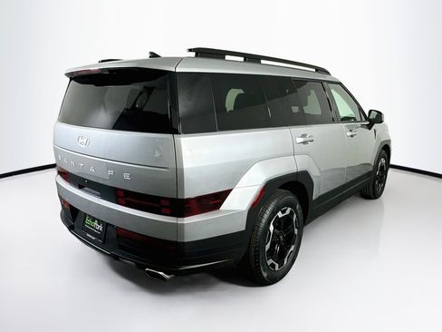 Used 2025 Hyundai Santa Fe SEL FWD image 9