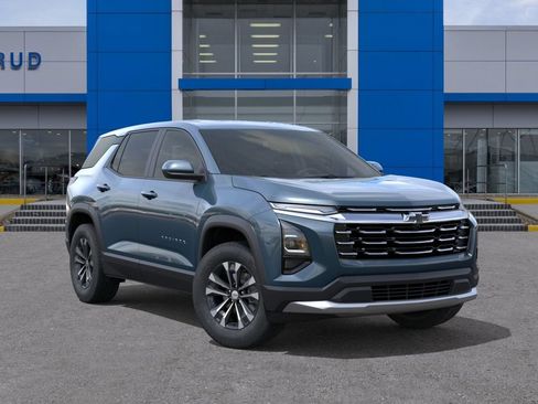 New 2027 Chevrolet Equinox LT w/ LPO, Floor Liner Package AWD/4WD image 7