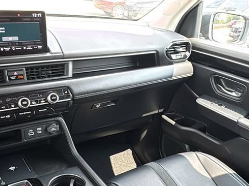 Used 2024 Honda Pilot EX-L image 24