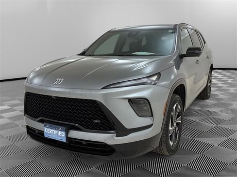 Certified 2025 Buick Enclave Sport Touring image 7