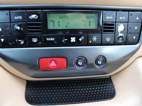Used 2009 Maserati GranTurismo Coupe RWD image 14