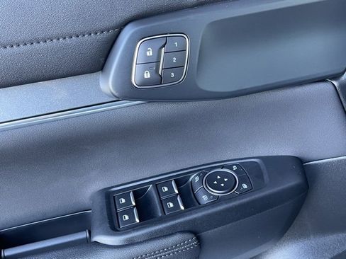 New 2025 Ford Ranger Lariat w/ FX4 Off-Road Package image 25