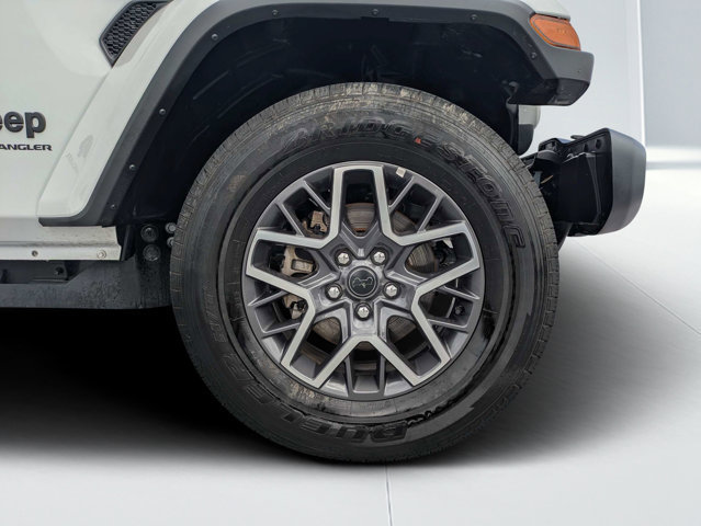 Certified 2026 Jeep Wrangler Unlimited Sahara AWD/4WD image 10
