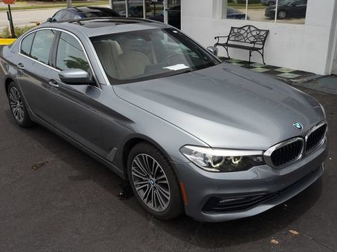 Used 2017 BMW 530i xDrive AWD/4WD image 19