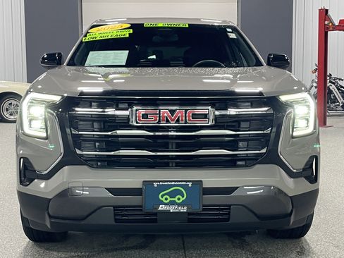 Used 2025 GMC Terrain Elevation AWD/4WD image 7