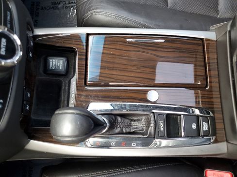 Used 2017 Acura RLX w/ Advance Package image 34