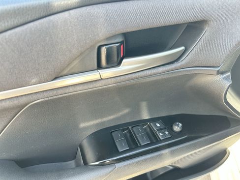 Used 2025 Toyota Camry LE FWD image 13