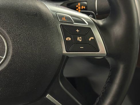 Used 2013 Mercedes-Benz GL 450 GL 450 4MATIC Sport Utility 4D w/ Premium 2 Pkg image 33