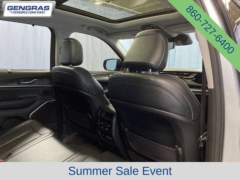 Used 2024 Jeep Grand Cherokee Limited 4xe AWD/4WD image 38
