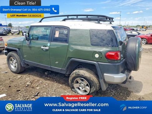 Used 2010 Toyota FJ Cruiser 4WD image 3
