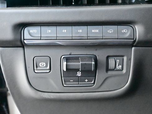 Used 2025 Cadillac Escalade Sport Platinum image 37