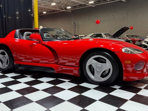 Used 1992 Dodge Viper RT/10 image 12