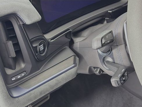 Certified 2025 Porsche Cayenne Turbo GT image 16