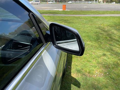 Used 2017 BMW 535i Gran Turismo image 30