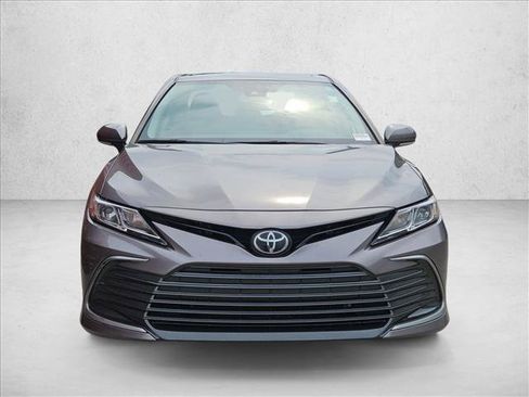 Used 2024 Toyota Camry LE w/ Convenience Package FWD image 2