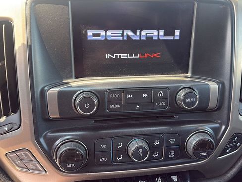 Used 2017 GMC Sierra 2500 Denali w/ Duramax Plus Package AWD/4WD image 16