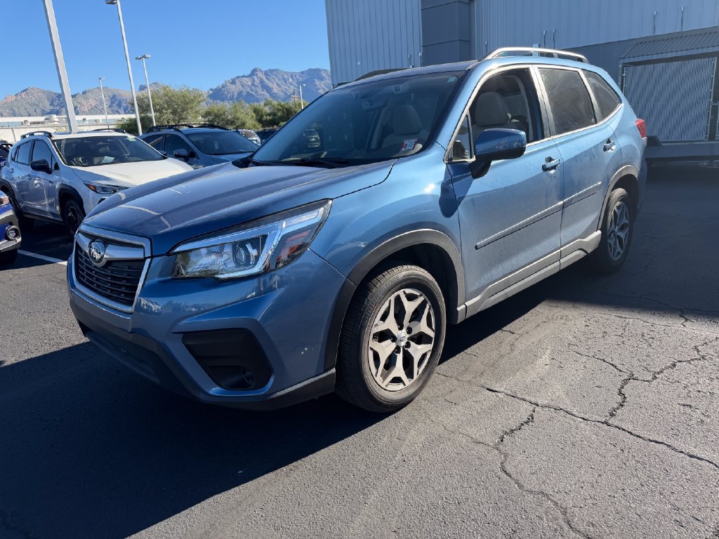 Used 2020 Subaru Forester Premium AWD/4WD image 3